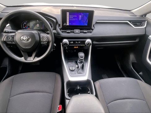 Used 2025 Toyota RAV4 LE AWD/4WD image 15
