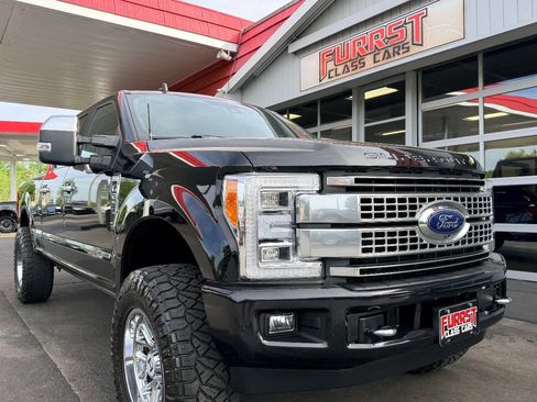 Used 2019 Ford F250 Platinum w/ Platinum Ultimate Package image 17