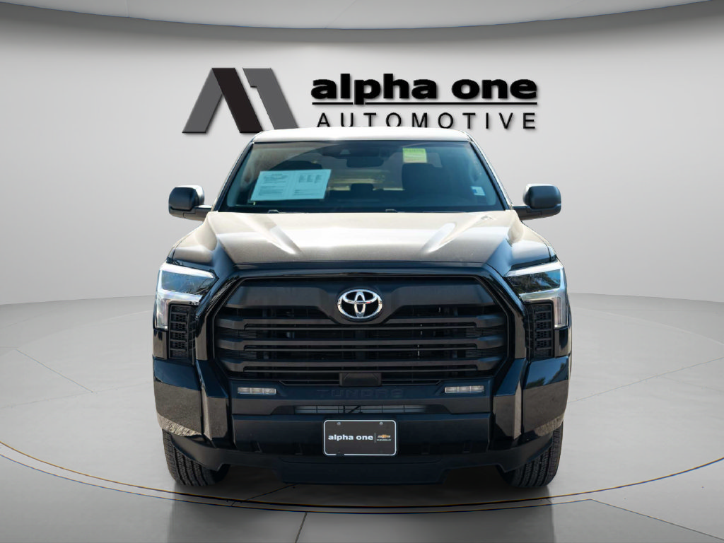 Used 2024 Toyota Tundra SR5 w/ SR5 Premium Package AWD/4WD image 2