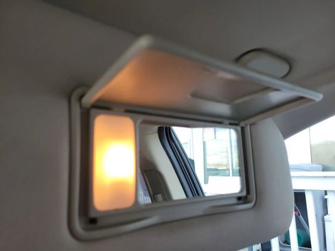 Used 2020 Mitsubishi Outlander SEL image 36