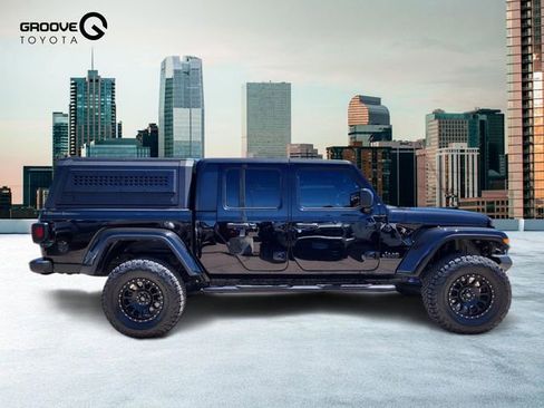 Used 2022 Jeep Gladiator Sport AWD/4WD image 7