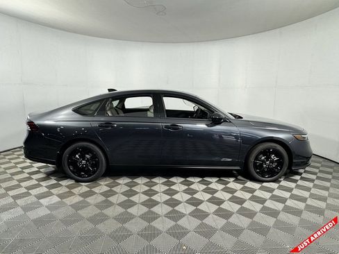 New 2025 Honda Accord SE image 8