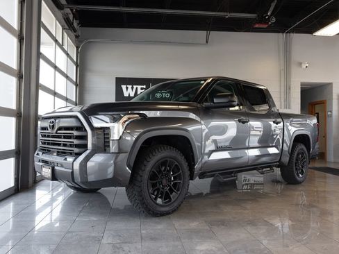 Used 2023 Toyota Tundra SR5 AWD/4WD image 2