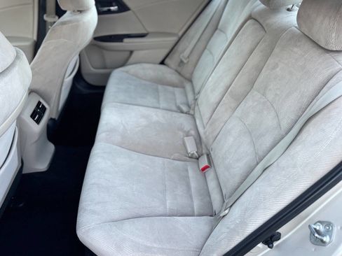 Used 2013 Honda Accord EX image 10