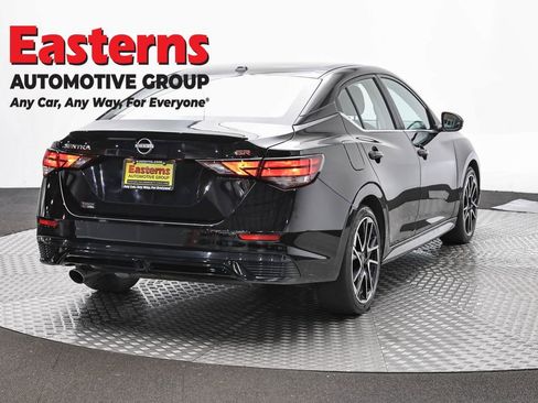Used 2024 Nissan Sentra SR FWD image 5