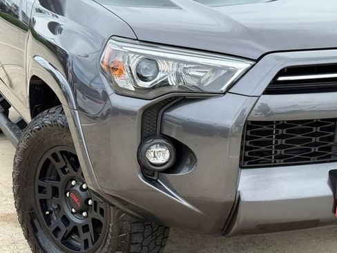 Used 2023 Toyota 4Runner SR5 Premium w/ Moonroof Package AWD/4WD image 3