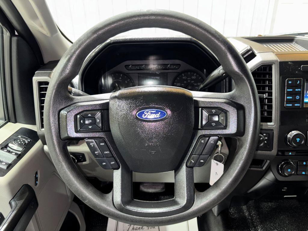 Used 2018 Ford F250 XL w/ Power Equipment Group AWD/4WD image 18