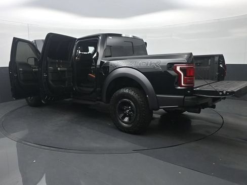 Used 2018 Ford F150 Raptor w/ Equipment Group 802A Luxury AWD/4WD image 39