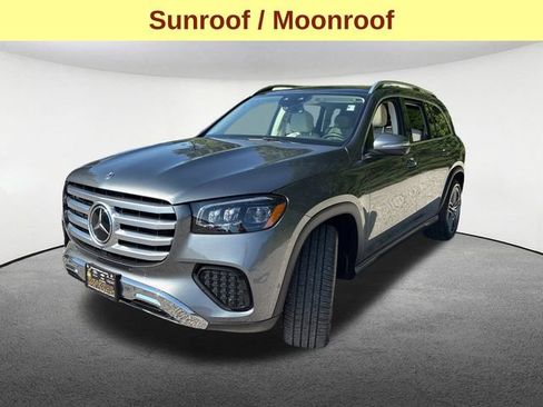 Used 2024 Mercedes-Benz GLS 450 4MATIC image 5