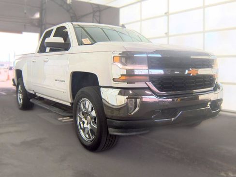 Used 2016 Chevrolet Silverado 1500 LT w/ All Star Edition RWD image 3