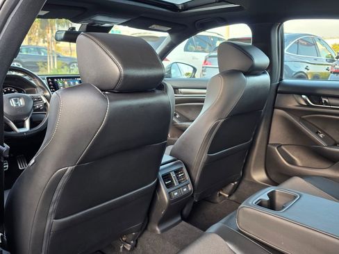 Used 2021 Honda Accord Sport image 19