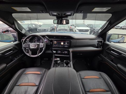 Used 2024 GMC Sierra 1500 AT4 w/ AT4 Premium Package image 27