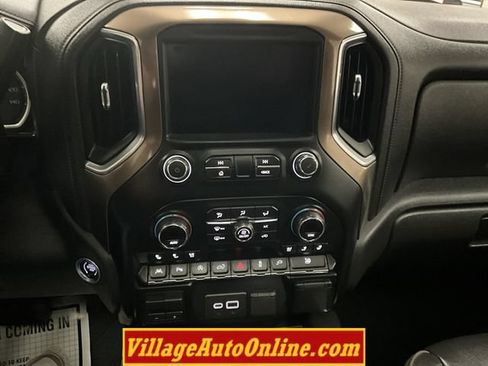 Used 2019 Chevrolet Silverado 1500 High Country w/ Technology Package AWD/4WD image 20