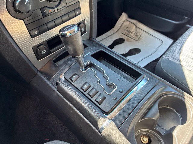 Used 2010 Jeep Grand Cherokee Laredo w/ Popular Equipment Group AWD/4WD image 22
