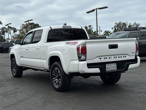 Used 2023 Toyota Tacoma TRD Sport AWD/4WD image 11