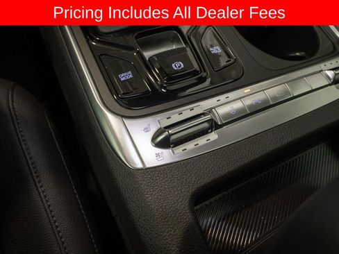 Used 2025 Kia Carnival SX Prestige FWD image 21