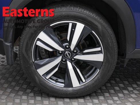 Used 2023 Nissan Rogue Platinum image 33