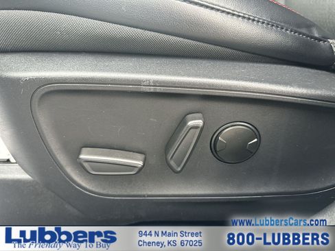 Used 2025 Ford Escape ST-Line FWD image 12
