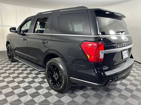 Used 2022 Ford Expedition XLT AWD/4WD image 10