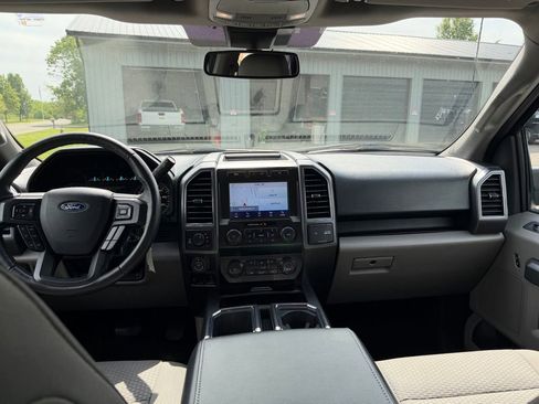 Used 2020 Ford F150 XLT w/ Equipment Group 302A Luxury AWD/4WD image 19