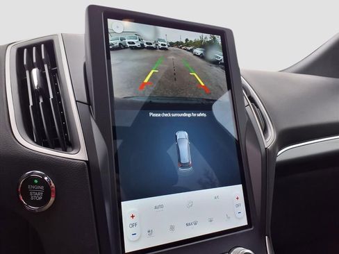 Used 2024 Ford Edge ST-Line image 13