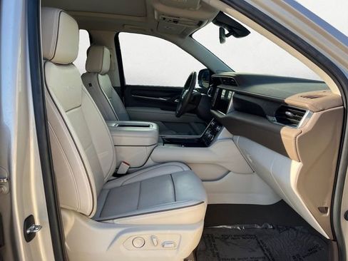 Used 2022 GMC Yukon Denali image 15