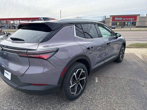 New 2026 Chevrolet Equinox EV LT image 7