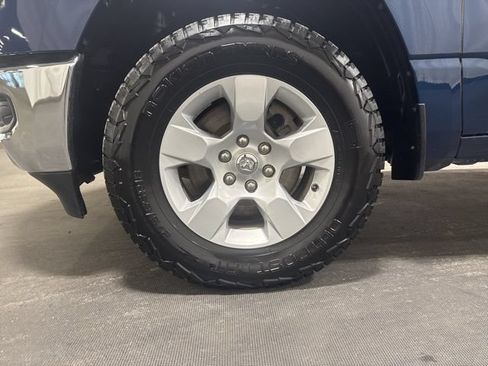 Used 2023 RAM 1500 Big Horn AWD/4WD image 8