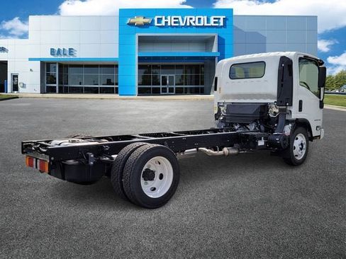 New 2025 Chevrolet Low Cab Forward RWD image 3
