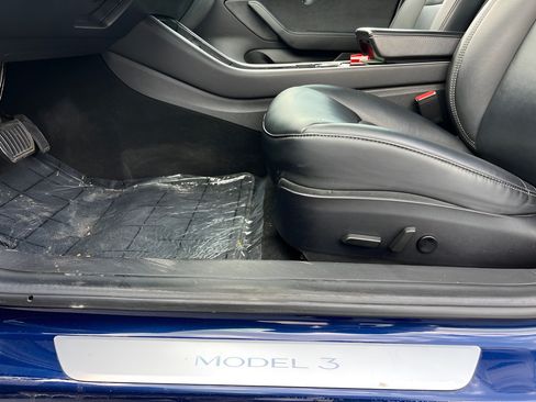 Used 2018 Tesla Model 3 Long Range AWD/4WD image 33