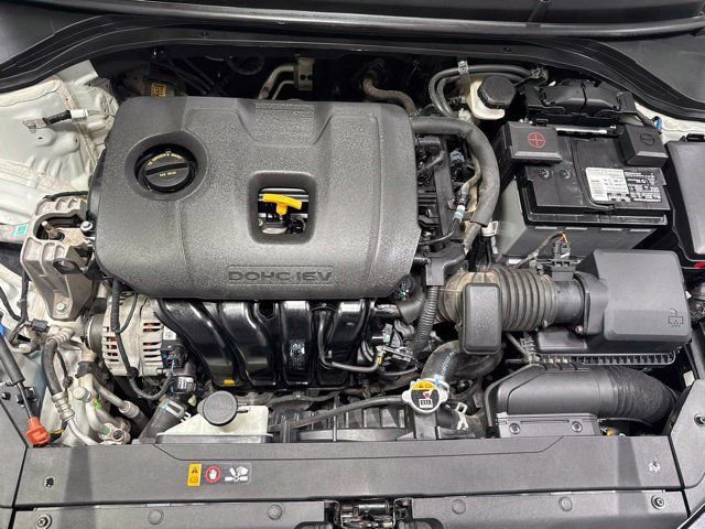 Used 2020 Hyundai Elantra SE w/ Cargo Package (C1) FWD image 6