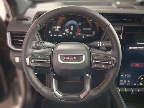 New 2026 GMC Terrain AT4 w/ Technology Package II AWD/4WD image 18