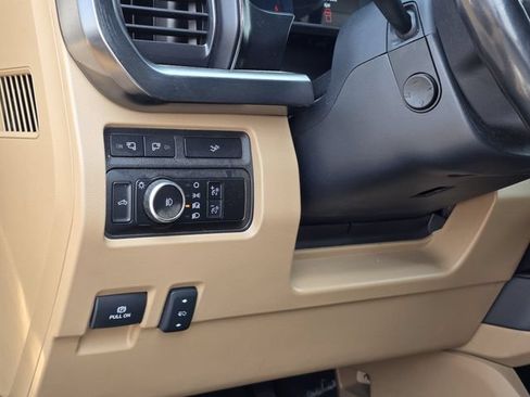 Used 2023 Ford F250 Lariat w/ Chrome Package AWD/4WD image 19
