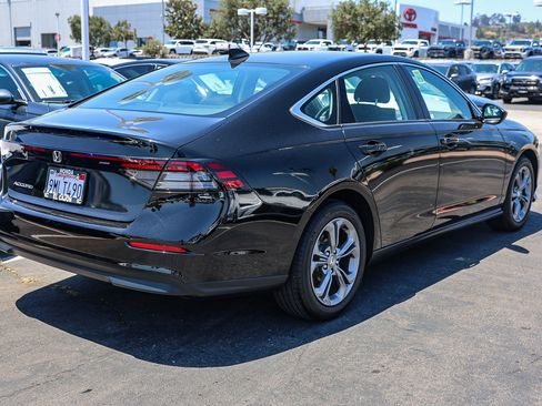 Certified 2024 Honda Accord EX image 23