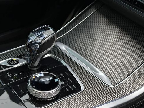 Used 2019 BMW X5 xDrive40i w/ M Sport Package image 42