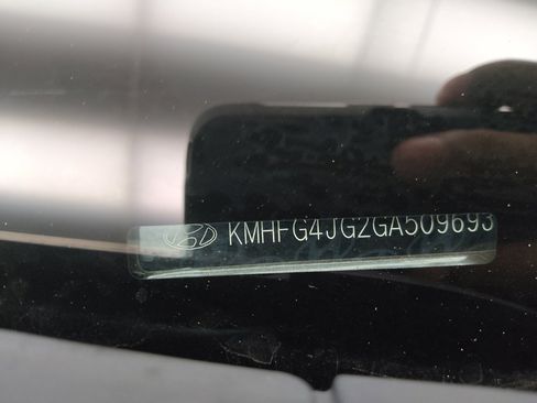 Used 2016 Hyundai Azera FWD image 33