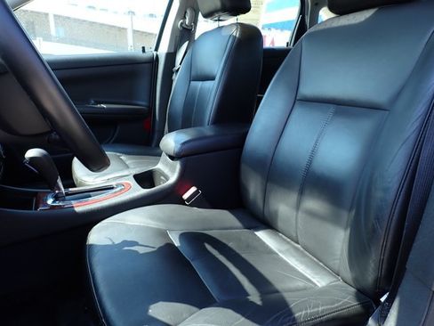Used 2008 Chevrolet Impala LT FWD image 11