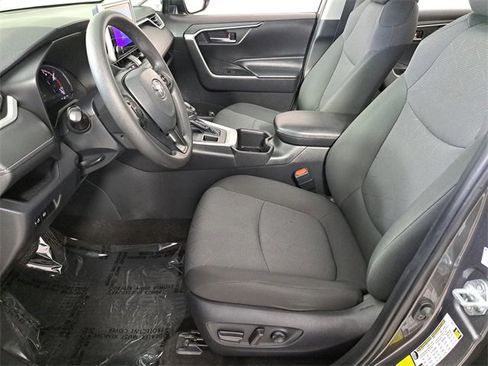 Used 2024 Toyota RAV4 XLE image 19