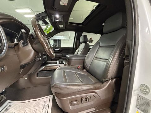 Used 2021 GMC Sierra 3500 Denali w/ Denali Ultimate Package AWD/4WD image 26