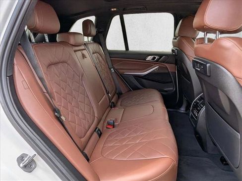 Used 2023 BMW X5 xDrive40i w/ Premium Package AWD/4WD image 19