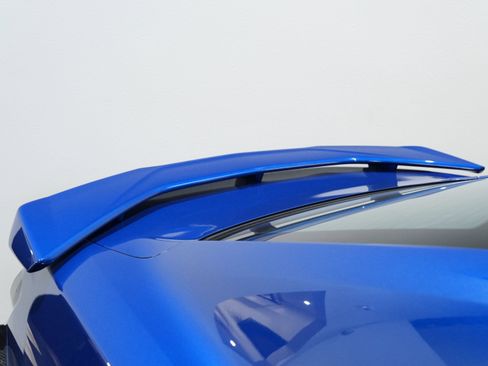 Used 2021 Chevrolet Camaro ZL1 RWD image 15