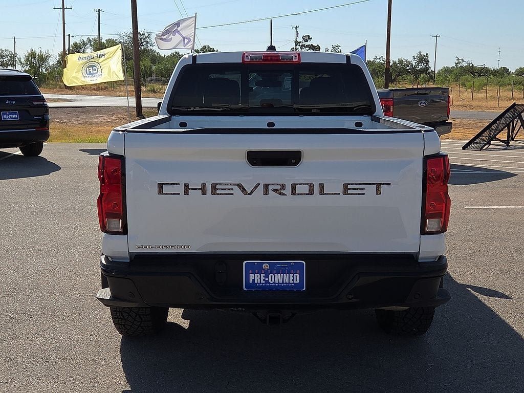 Used 2025 Chevrolet Colorado Trail Boss AWD/4WD image 4