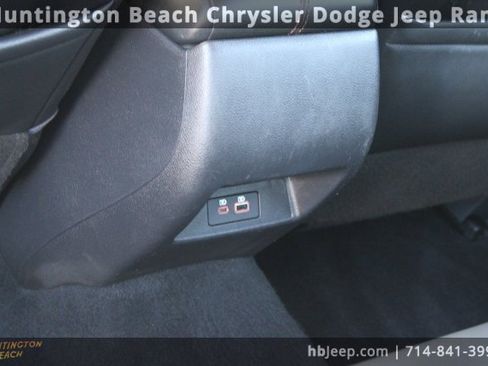 Used 2019 Nissan Altima 2.5 SR image 34