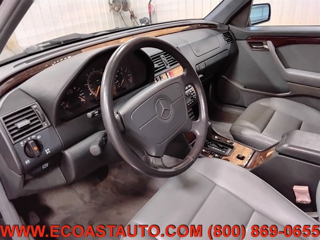 Used 1995 Mercedes-Benz C 220 Sedan image 11