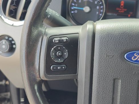 Used 2015 Ford F350 Lariat image 15