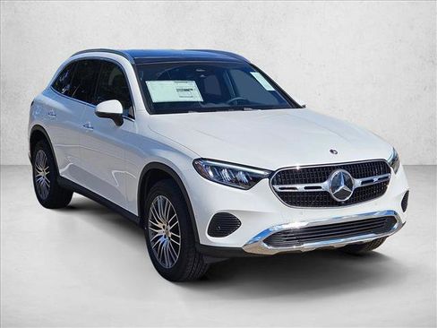 Certified 2026 Mercedes-Benz GLC 300 image 3