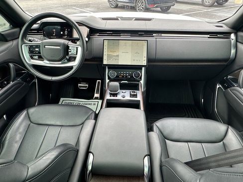 Used 2023 Land Rover Range Rover Autobiography image 25