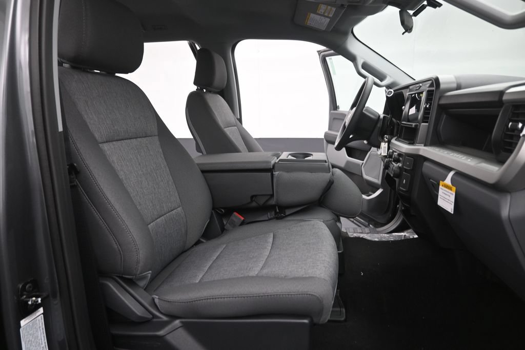 New 2027 Ford F250 XL w/ Tremor Off-Road Package AWD/4WD image 16