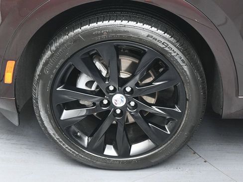 Used 2023 Buick Envision Avenir AWD/4WD image 34