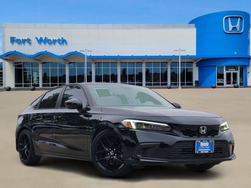 Used 2024 Honda Civic Sport image 1